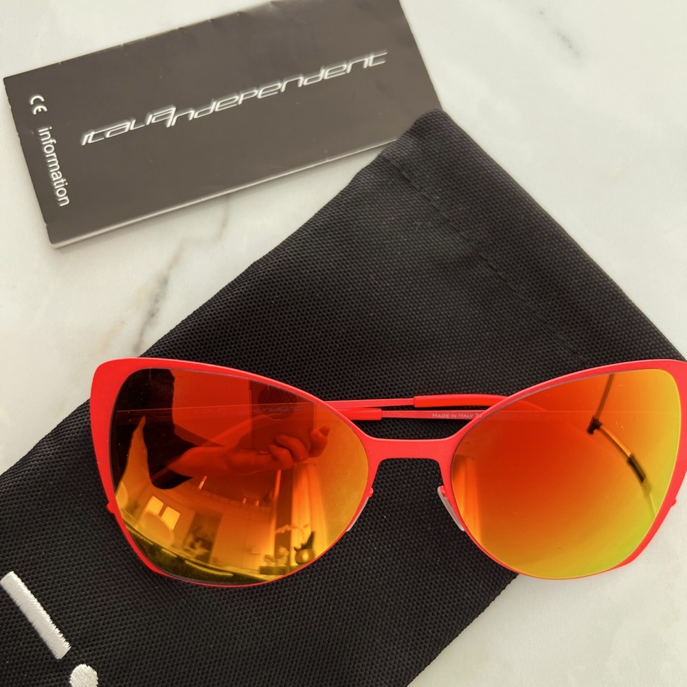 Italia Independent Sunglasses✨